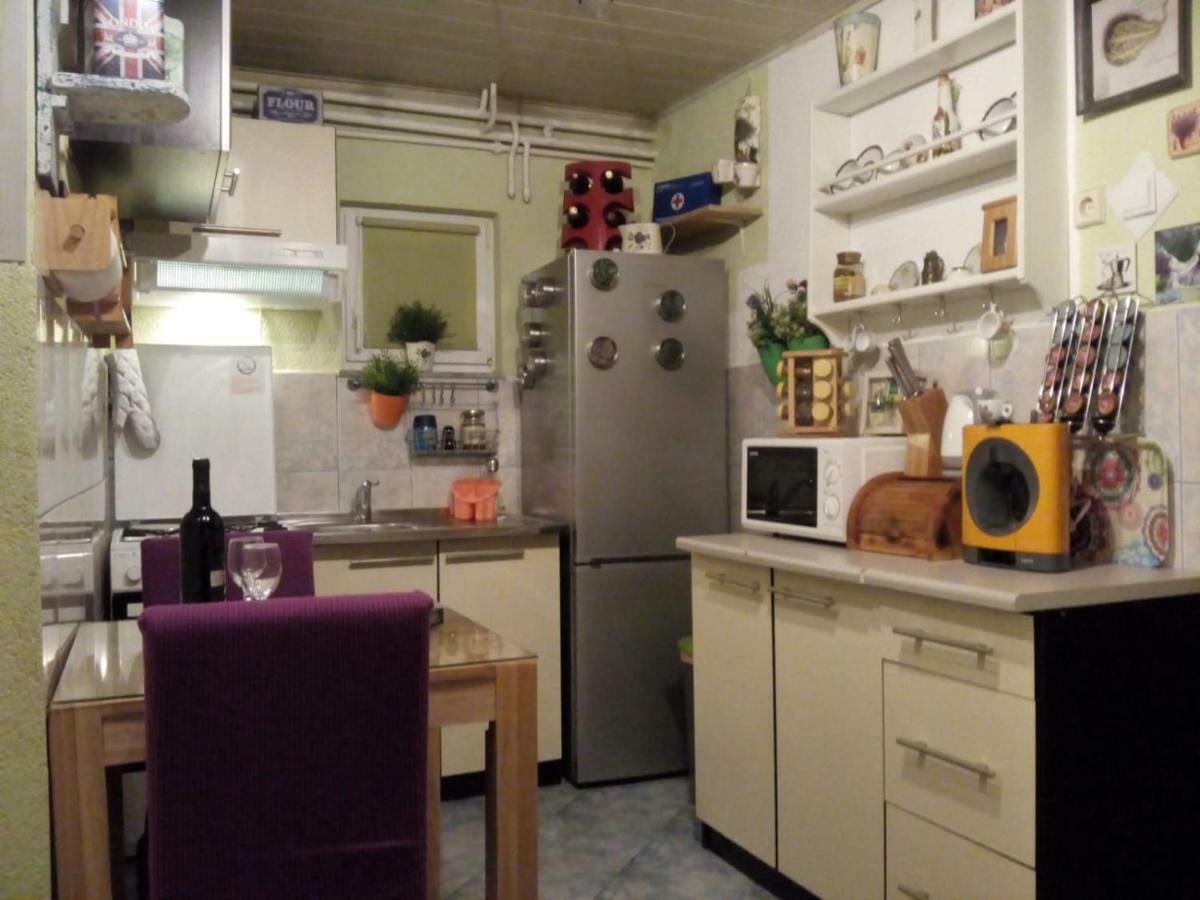 Apartman Teuta Zagabria Esterno foto